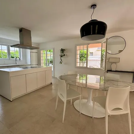 Villa Familiale Confort Avec Piscine Spacieuse